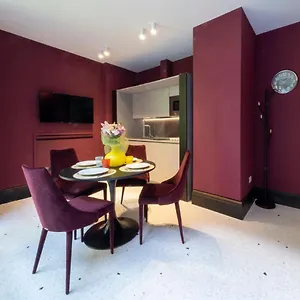 Poli Aparthotel