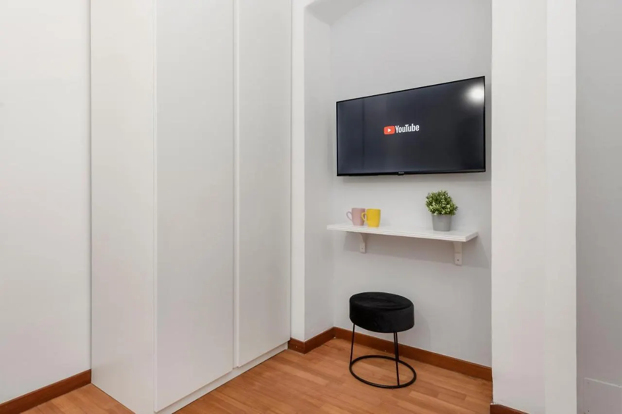 ** Bed & Breakfast White Rooms Colosseo Rome Italië